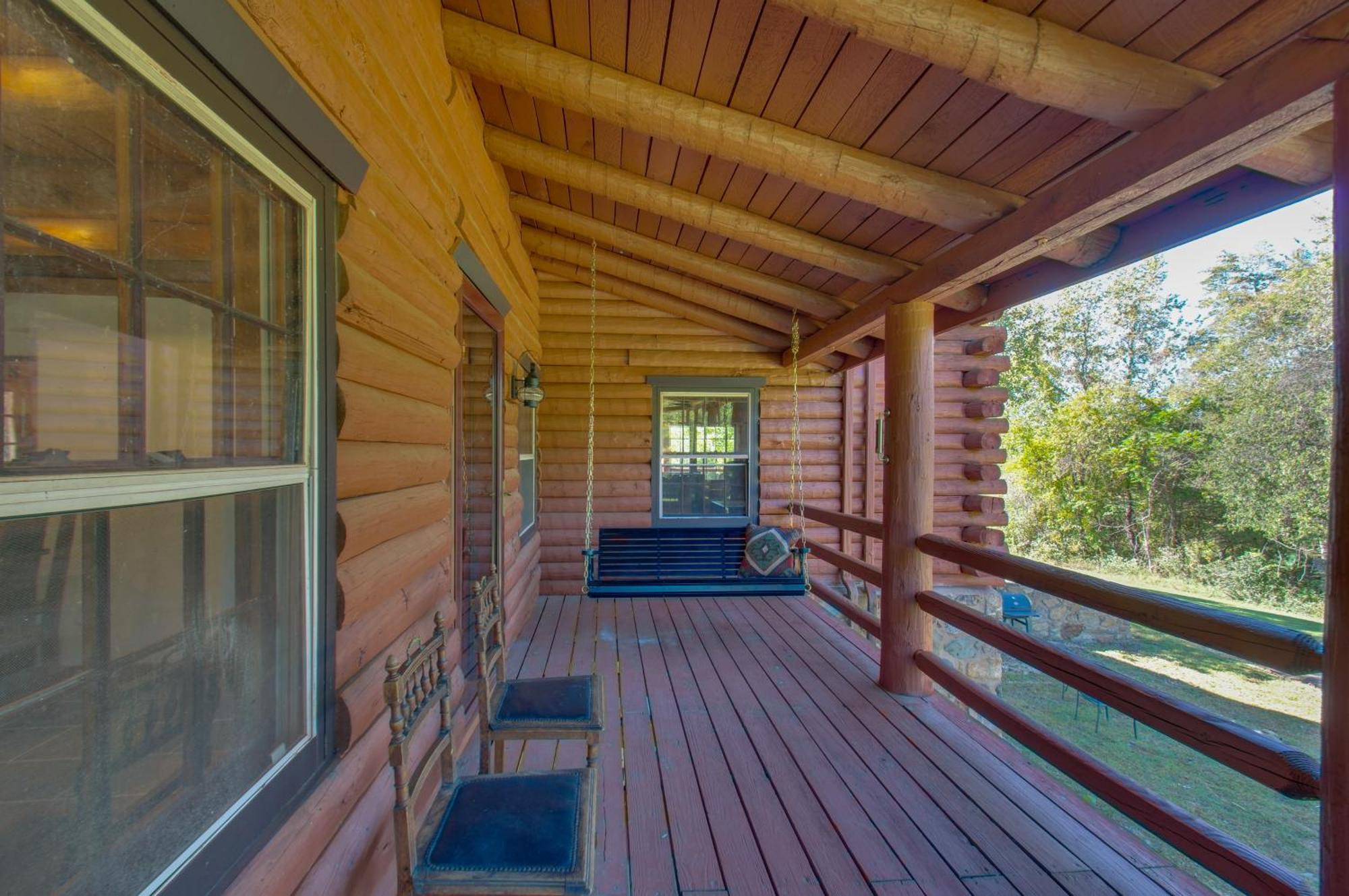 Cozy Log Cabin Getaway With Fire Pit And 3 Acres! Ruckersville Exterior photo